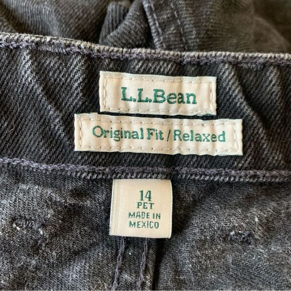L.L. Bean Relaxed Fit Black Denim Vintage Petite Jeans Size 14 - Picture 7 of 9